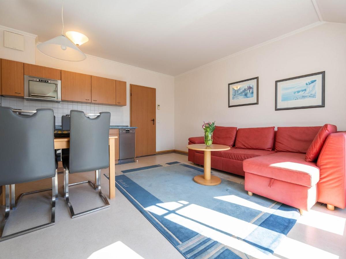 Apartment Klassik Mit 1 Schlafzimmer Und Balkon Im Dachgeschoss 161 Binz